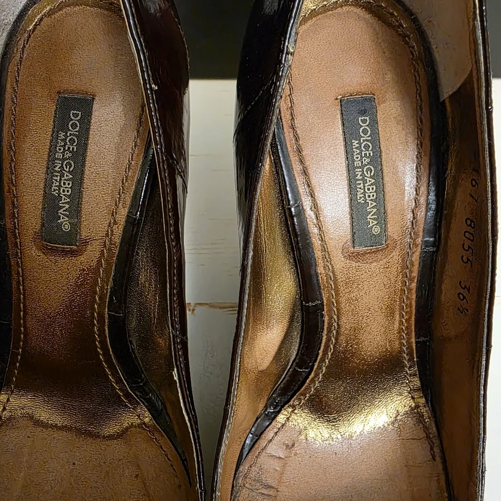 Dolce & Gabbana | Dark Brown Leather Pointed-Toe Pumps Sz 36.5 - Picture 6 of 12